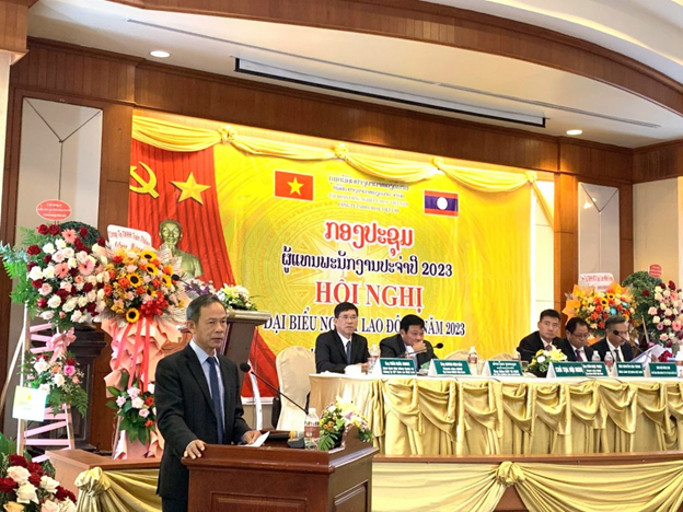 cao su việt l&agrave;o